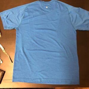 Men’s Lululemon metal tech sz L